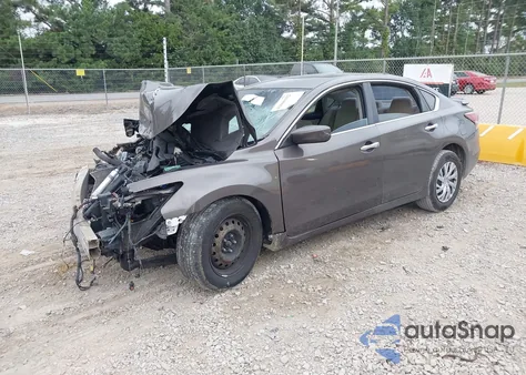 2014 Nissan Altima 2.5 S из США, поврежденный, VIN 1N4AL3AP7EN347768